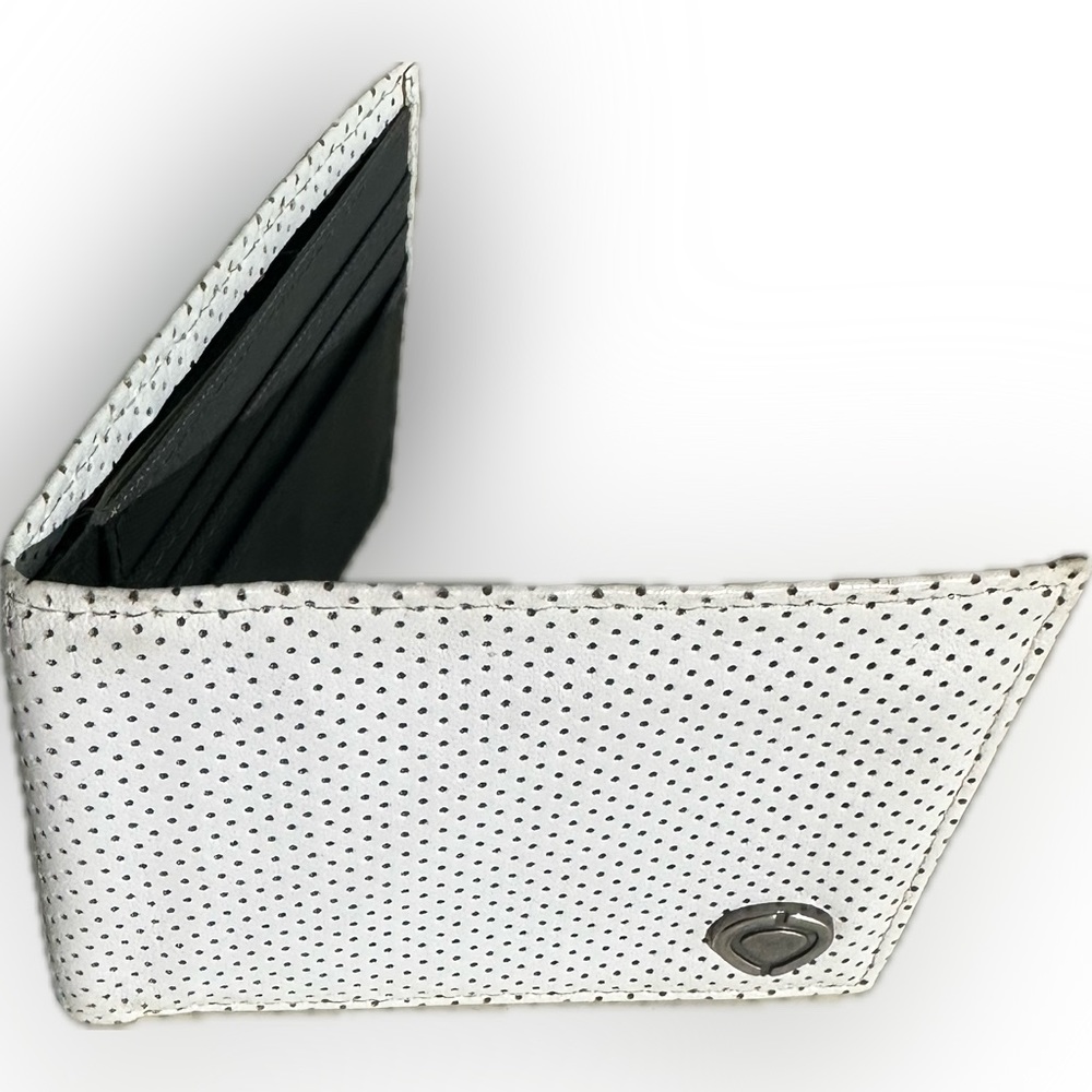 Nixon white leather wallet